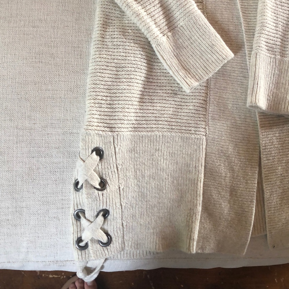 Sweater - Picture 2 of 3